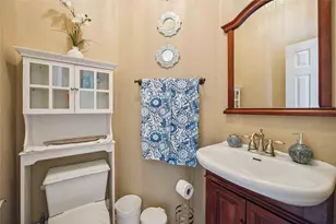 5027 Creekmont Dr, Houston, TX 77091 - Photo 17