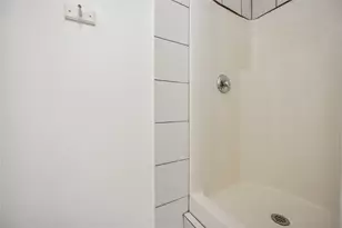 5027 Creekmont Dr, Houston, TX 77091 - Photo 37