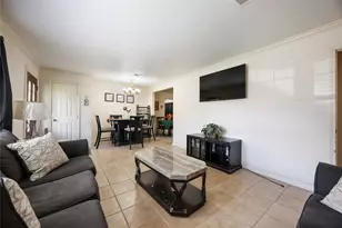 7337 Howton St, Houston, TX 77028 - Photo 5