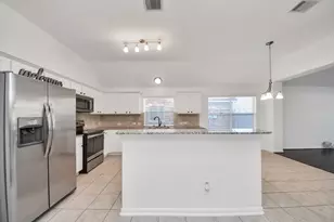 20510 Glademill Ct, Cypress, TX 77433 - Photo 13