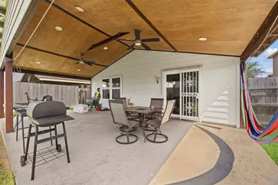 16454 Peyton Stone Circle, Houston, TX 77049 - Photo 21