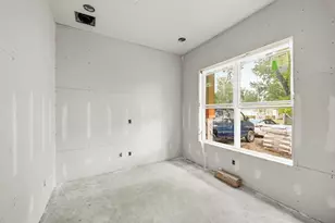 1513 Story St, Houston, TX 77055 - Photo 7