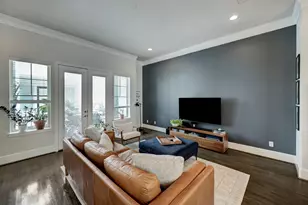 2231 Chenevert St, Houston, TX 77003 - Photo 13