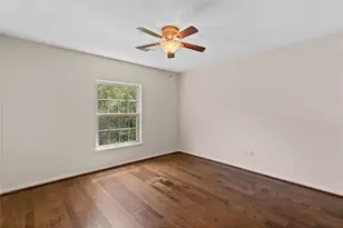103 Breezy Point Pl, The Woodlands, TX 77381 - Photo 37