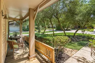103 Breezy Point Pl, The Woodlands, TX 77381 - Photo 3