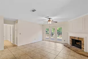 103 Breezy Point Pl, The Woodlands, TX 77381 - Photo 21