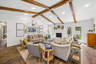 10931 Piping Rock Lane, Houston, TX 77042 - Photo 3