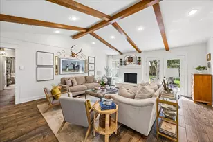 10931 Piping Rock Ln, Houston, TX 77042 - Photo 3