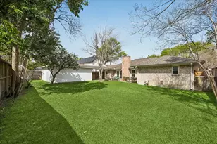 10931 Piping Rock Ln, Houston, TX 77042 - Photo 13