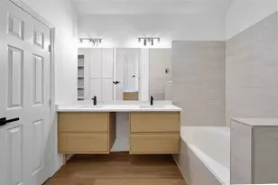 2 Wintergreen Trail, The Woodlands, TX 77382 - Photo 11