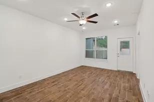 26265 E Outrider Banks Cir, Montgomery, TX 77316 - Photo 19