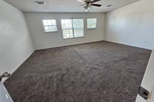 13231 Barrow Point Ln, Houston, TX 77014 - Photo 15