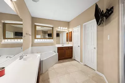 25993 N Royal Emerald Ln, Kingwood, TX 77339 - Photo 7