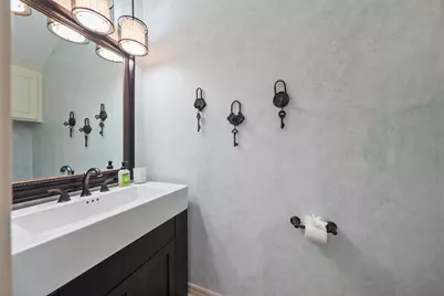 127 W Palm Boulevard, Montgomery, TX 77356 - Photo 17