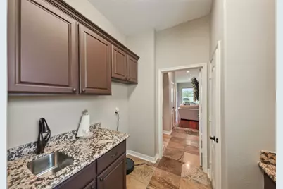 127 W Palm Boulevard, Montgomery, TX 77356 - Photo 17