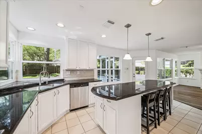 174 W Greywing Circle, The Woodlands, TX 77382 - Photo 7