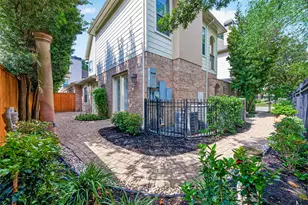 71 Mill Point Pl, The Woodlands, TX 77380 - Photo 45
