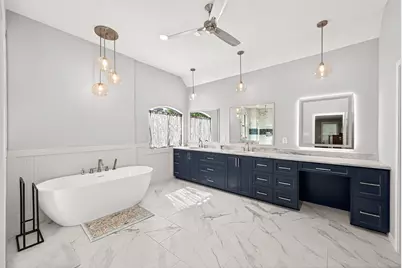 71 Mill Point Place, The Woodlands, TX 77380 - Photo 35