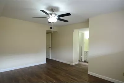 12978 Trail Hollow Drive #2978, Houston, TX 77079 - Photo 9