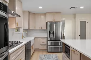 2218 Lazy Grove Dr, Kingwood, TX 77339 - Photo 17