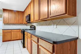3710 Banyan Wood Way, Pearland, TX 77584 - Photo 11
