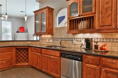 826 E 29th Street, Houston, TX 77009 - Photo 9