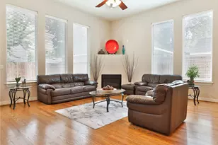 826 E 29th St, Houston, TX 77009 - Photo 5