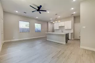 4536 Sunflower St, Houston, TX 77051 - Photo 5