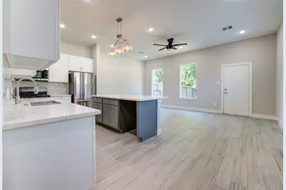 4536 Sunflower Street, Houston, TX 77051 - Photo 3