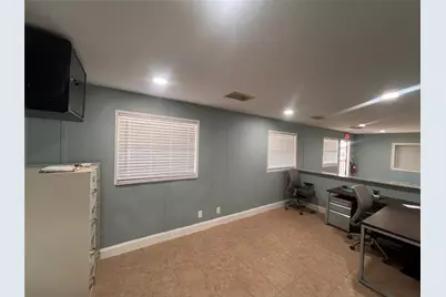 960 County Road 5021, Cleveland, TX 77327 - Photo 19