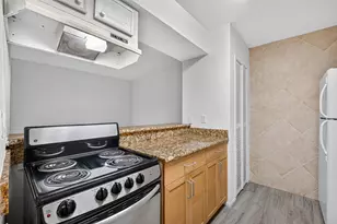 3131 Cummins St, Houston, TX 77027 - Photo 15