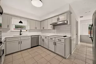 19614 Hurst Wood Dr, Humble, TX 77346 - Photo 9