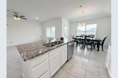 7410 Highland Chase Drive, Richmond, TX 77407 - Photo 11
