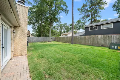 3110 Glade Springs Drive, Houston, TX 77339 - Photo 27