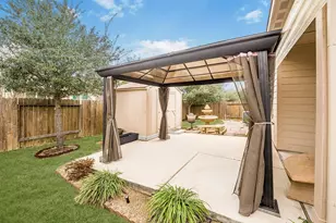 7615 Square Garden Ln, Conroe, TX 77304 - Photo 35