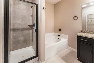 7615 Square Garden Ln, Conroe, TX 77304 - Photo 25