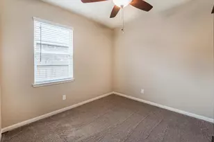 7615 Square Garden Ln, Conroe, TX 77304 - Photo 19