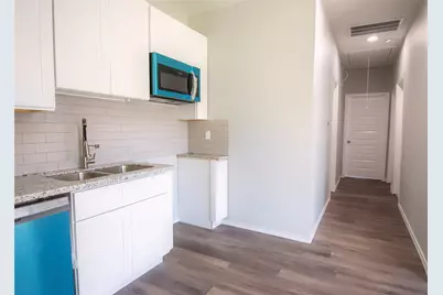 4817 Wylie Street #A, Houston, TX 77026 - Photo 5