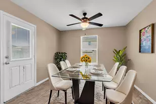 804 Indigo Springs Ln, La Marque, TX 77568 - Photo 5