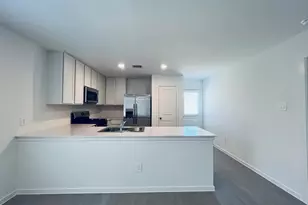 3011 Mallorca Dr, Conroe, TX 77301 - Photo 3