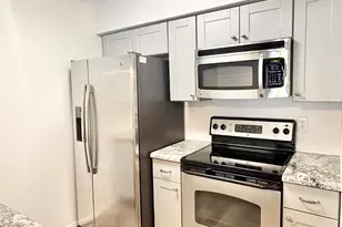 4639 Wild Indigo St, Houston, TX 77027 - Photo 3