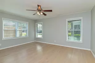 9822 Larston St, Houston, TX 77055 - Photo 21
