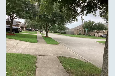 6533 Gray Birch Lane, League City, TX 77539 - Photo 43