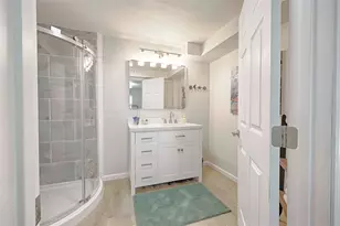 207 Hickory Dr, Sheridan, TX 77475 - Photo 21