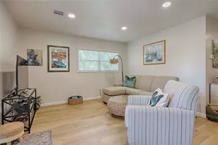 207 Hickory Dr, Sheridan, TX 77475 - Photo 5