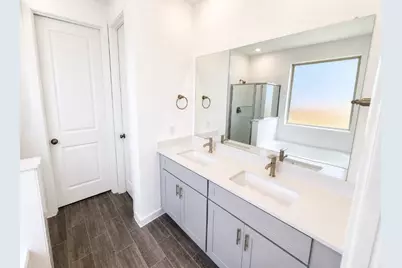 357 Dallas Meadows Drive, Dayton, TX 77535 - Photo 7