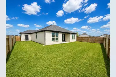 357 Dallas Meadows Drive, Dayton, TX 77535 - Photo 17