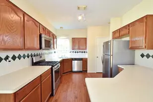 15410 Oak Lake Glen Dr, Sugar Land, TX 77498 - Photo 11