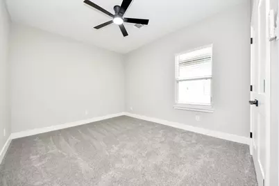 608 Miriam Street, Baytown, TX 77520 - Photo 29