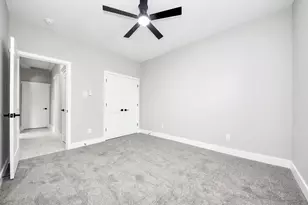 608 Miriam St, Baytown, TX 77520 - Photo 27